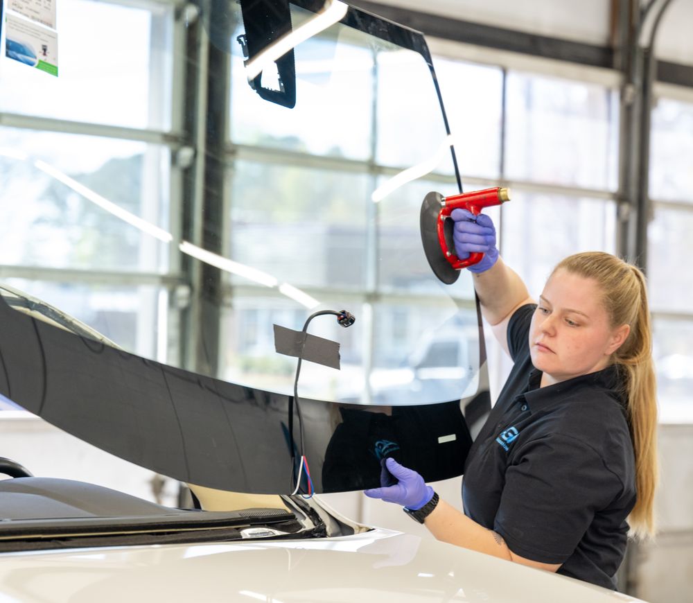 AUTO GLASS NOW Updated October 2024 62 Photos & 57 Reviews 7911