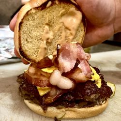 Gas Burgers - Smashburger