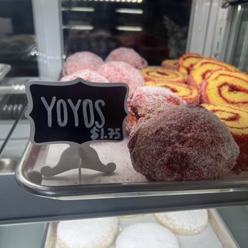 Mariachi Bakery - Bakeries Near Me - Norwalk, California