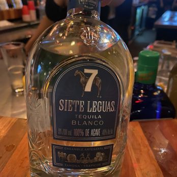 District Mx - Tequila was a flowin! - Restaurants Near Me - San José del Cabo, BCS