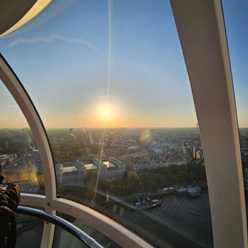Coca Cola London Eye - Sunset - Landmarks & Historical Buildings Near Me - London, XGL