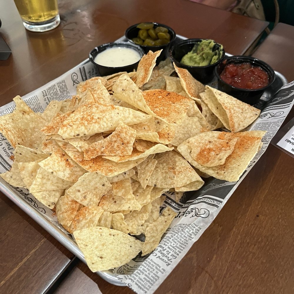 Crafthouse North - Chips - Beer Bar Near Me - Mount Pleasant, South Carolina