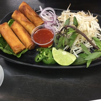 The Shores Kitchen - egg roll - Pizza Near Me - Santa Monica, California