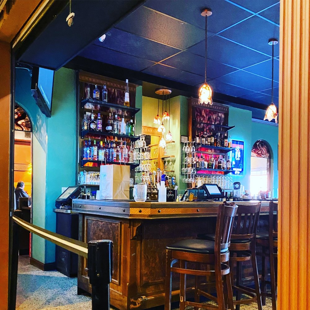 Dawsons On Main - Bar - American Near Me - Indianapolis, Indiana
