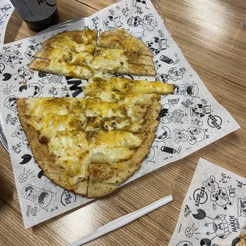 Azzip Pizza - Cheese bread - Pizza Near Me - Indianapolis, Indiana