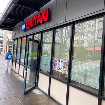 Nikko Teriyaki - Open door at 11:11am prime time !!  Before the line - Japanese Near Me - Seattle, Washington