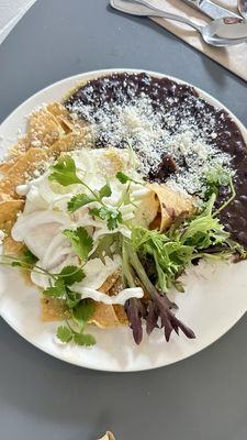 La Mo Restaurant by null
