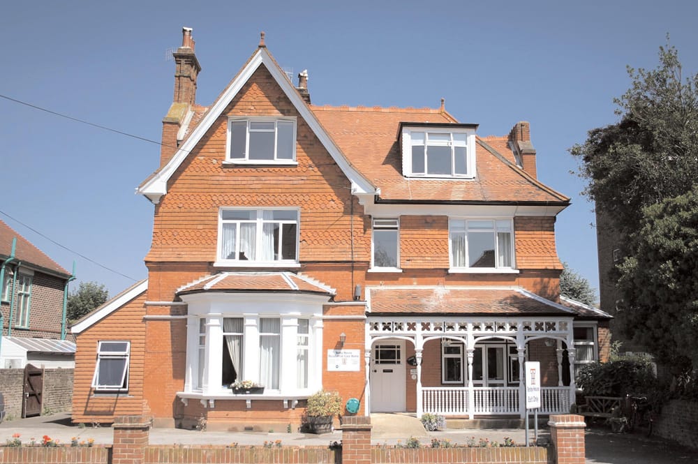 TENBY HOUSE AND THE HEATHERS Updated July 2024 28 Downview Road