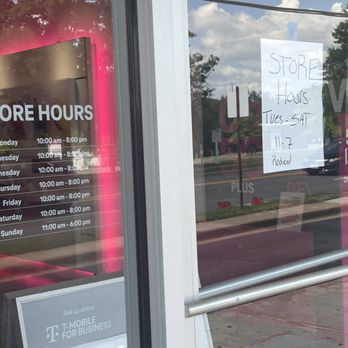 T-Mobile - Mobile Phones Near Me - Alexandria, Virginia