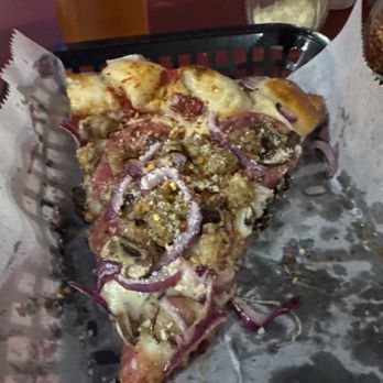 The Blind Onion Pizza & Pub - Sausage, salami, mushroom, red onion - Pizza Near Me - Sparks, Nevada The Blind Onion Pizza & Pub - Sausage, salami, mushroom, red onion - Pizza Near Me - Sparks, Nevada