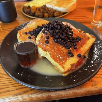 Bayside American Cafe - Lemon blueberry French toast - that's not a trick of scale, those are huge. - Breakfast & Brunch Near Me - Portland, Maine Bayside American Cafe - Lemon blueberry French toast - that's not a trick of scale, those are huge. - Breakfast & Brunch Near Me - Portland, Maine