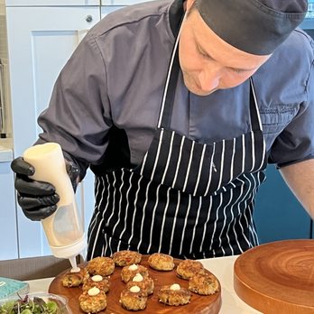 Let's Get Personal Chef - Chef prepping crab cakes - Personal Chefs Near Me Let's Get Personal Chef - Chef prepping crab cakes - Personal Chefs Near Me