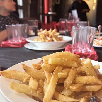 Charlies Bar & Kitchen - CBK Fries - Cocktail Bars Near Me - Bronx, New York
