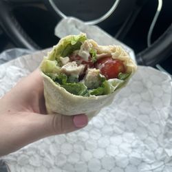 Salad and Go - Fresh ingredients!