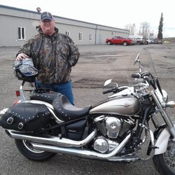 Alaskan Adventure Riders - First customer of the 2018 season 1st responder William Hall rode our Kawasaki Vulcan 900!  Thank you for your service sir!