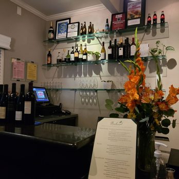 Boulevard Bistro - Bar Area / Entrance - New American Near Me - Elk Grove, California