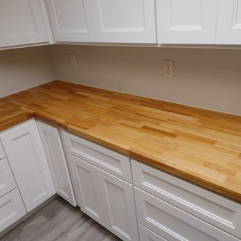 Summit Cabinets - Surprise lazy susan in the corner. Best suggestion by Eric. - Cabinetry Near Me - Corona, California