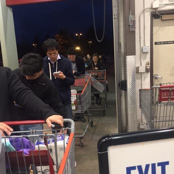 Costco - 20 minutes later we've hardly moved.... - Wholesale Stores Near Me - Kirkland, Washington Costco - 20 minutes later we've hardly moved.... - Wholesale Stores Near Me - Kirkland, Washington