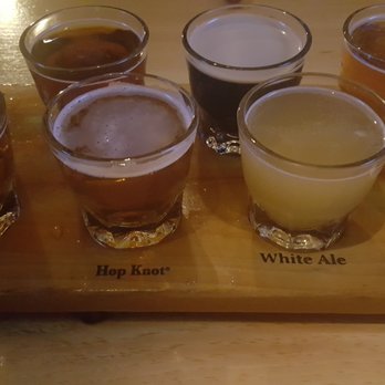 Four Peaks Brewing - Beer flight - Pubs Near Me - Tempe, Arizona