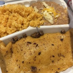 Asada Quesadillas Maiz (Handmade corn tortilla)