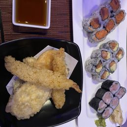 Sushi and Tempura Entree Sushi and Tempura Entree