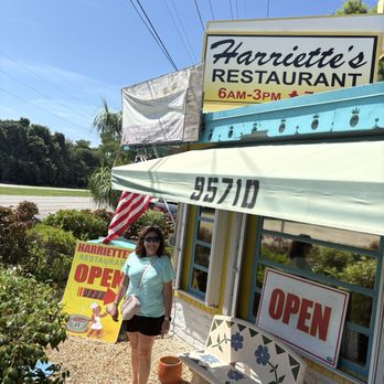 Harriette's Restaurant - Outside of restaurant. - Breakfast & Brunch Near Me - Key Largo, Florida Harriette's Restaurant - Outside of restaurant. - Breakfast & Brunch Near Me - Key Largo, Florida