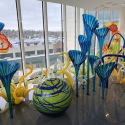 Fred & Pamela Buffett Cancer Center