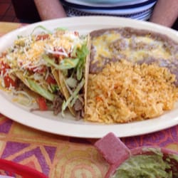 Mi Casa Cafe - Taco dinner