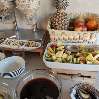 Hotel Cosmopolita - good selection - Hotels Near Me - Rome, RM Hotel Cosmopolita - good selection - Hotels Near Me - Rome, RM