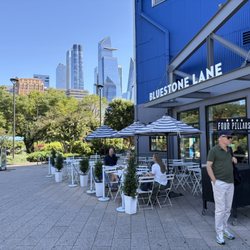 Classic Harbor Line New York - Grabbed coffee before our trip. The staff was awesome!
