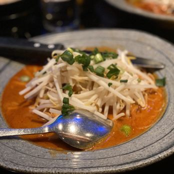 ViV - Viv Curry Noodles - Thai Near Me - New York, New York