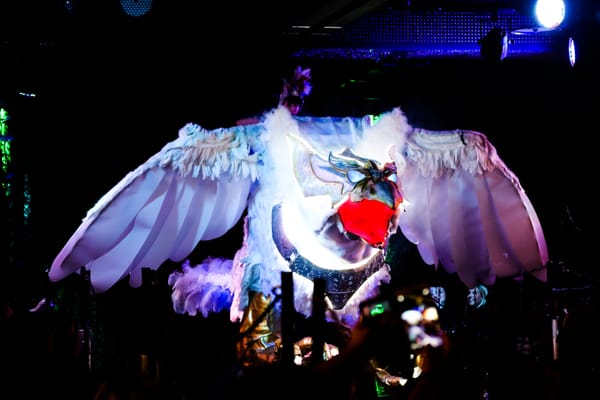 New Robot Restaurant Show by null