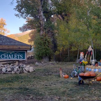 Creekside Chalets & Cabins - Entrance - Guest Houses Near Me - Salida, Colorado Creekside Chalets & Cabins - Entrance - Guest Houses Near Me - Salida, Colorado