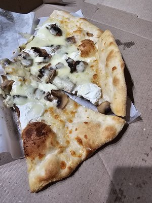 Juniors Pizza, Subs & Wings by null