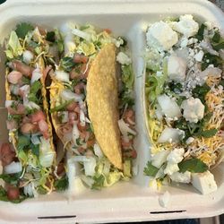 Tres Niños Taqueria