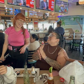 Vida Mariscos - Sports Bars Near Me - Webster, Texas Vida Mariscos - Sports Bars Near Me - Webster, Texas