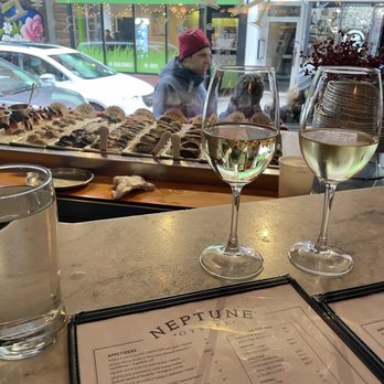 Neptune Oyster - Seafood Near Me - Boston, Massachusetts Neptune Oyster - Seafood Near Me - Boston, Massachusetts