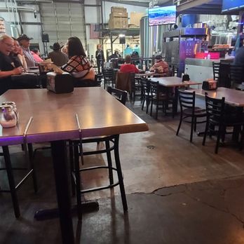 Rickety Cricket Brewing - Live music - Pizza Near Me - Kingman, Arizona