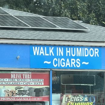 Conoco - a car parked in front of a walk in humid cigar shop - Convenience Stores Near Me - Deptford, New Jersey Conoco - a car parked in front of a walk in humid cigar shop - Convenience Stores Near Me - Deptford, New Jersey