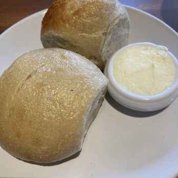 Fog Harbor Fish House - Complimentary bread rolls and butter - Seafood Near Me - San Francisco, California