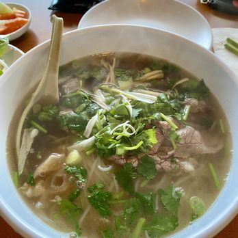 Ben Thanh Restaurant - Pho - Vietnamese Near Me - Pinellas Park, Florida