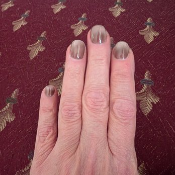 Glossy Nails - Nail Salons Near Me - Lakewood, Ohio