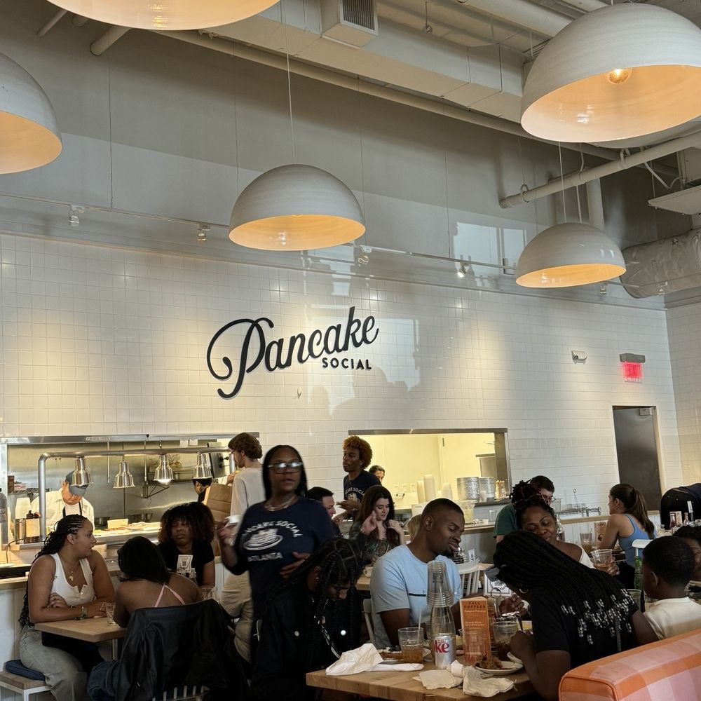 Pancake Social - Indoor diningroom - Pancakes Near Me - Atlanta, Georgia