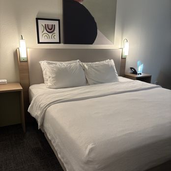 Spark by Hilton Modesto - First time staying here - Hotels Near Me - Modesto, California Spark by Hilton Modesto - First time staying here - Hotels Near Me - Modesto, California