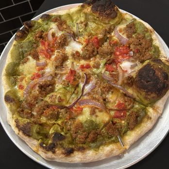 Oleum - Amazing "Gabriel" pizza! - Vegan Near Me - Baltimore, Maryland
