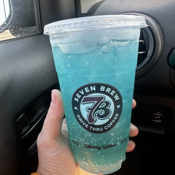 7 Brew Coffee - Medium Ocean Breeze Energy - Coffee & Tea Near Me - Zanesville, Ohio