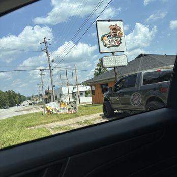Taquero Mucho 2 - Outside - Mexican Near Me - Muldraugh, Kentucky Taquero Mucho 2 - Outside - Mexican Near Me - Muldraugh, Kentucky