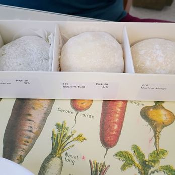 Mochiandcreamnyc - Made by hand - Desserts Near Me - Queens, New York