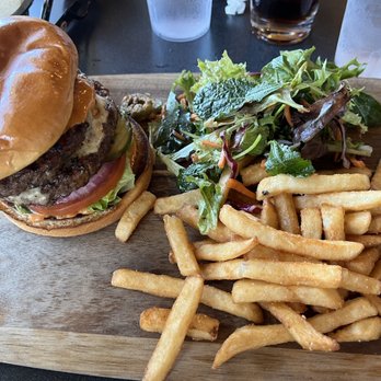 Pop's Public House - New American Near Me - Gilroy, California Pop's Public House - New American Near Me - Gilroy, California