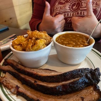 Sweet Carolines - Brisket, fried squash, baked beans - Barbeque Near Me - McConnells, South Carolina Sweet Carolines - Brisket, fried squash, baked beans - Barbeque Near Me - McConnells, South Carolina